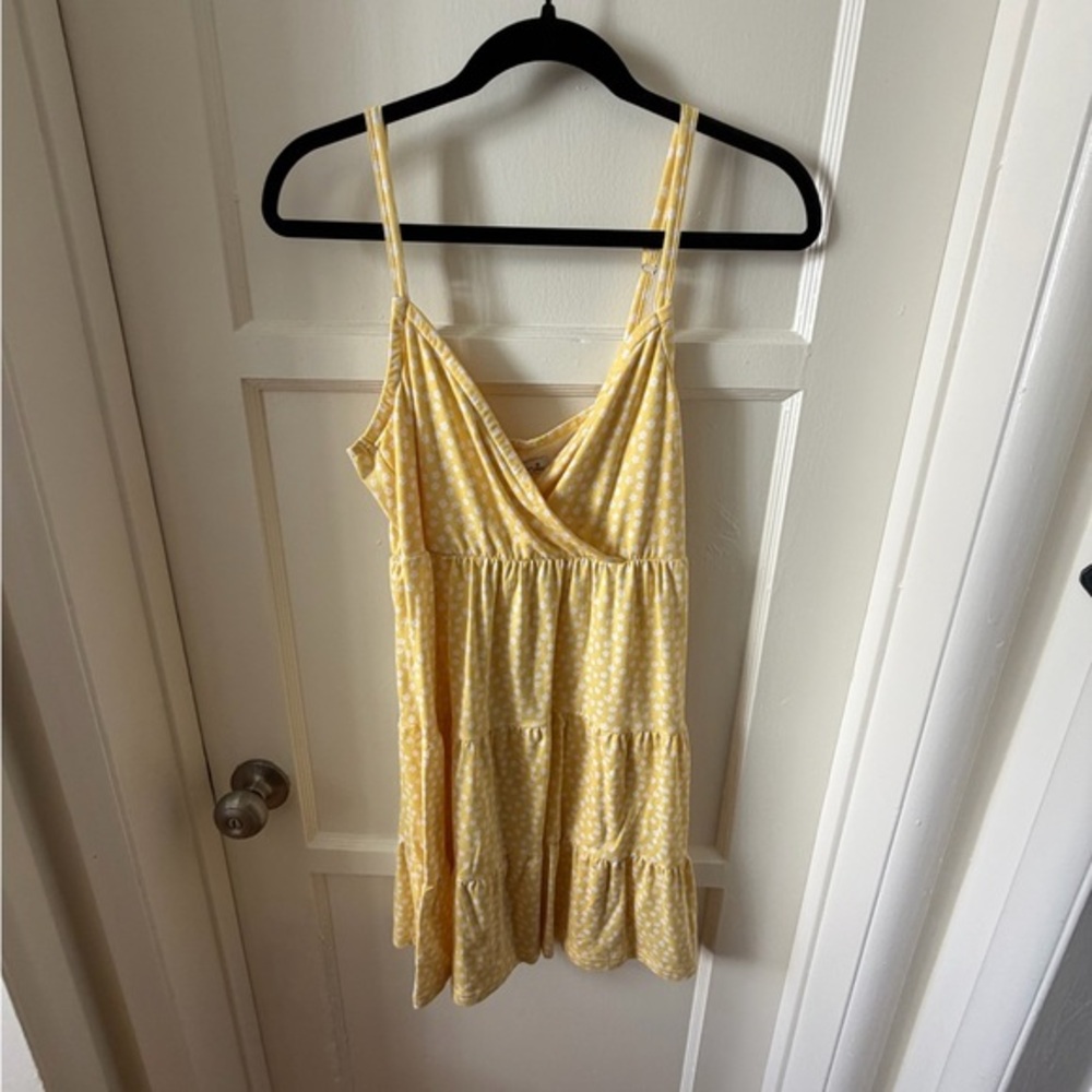 Hollister Yellow Polka Dot Tiered Spaghetti Strap Dress